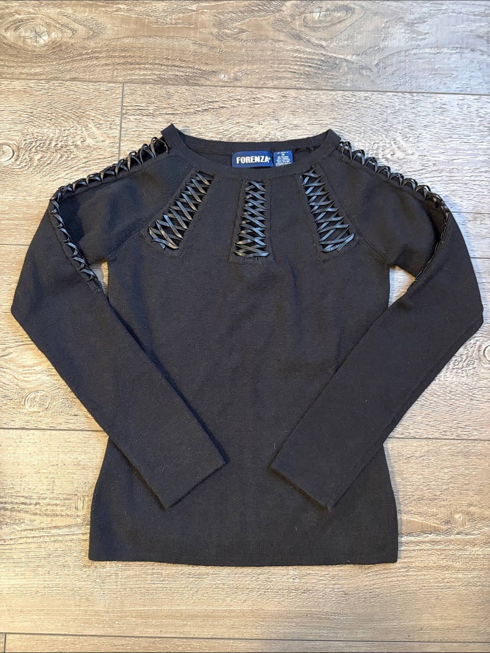 Forenza Black Long Sleeve Knit Sweater Top w Leather Ladder Criss Cross Details